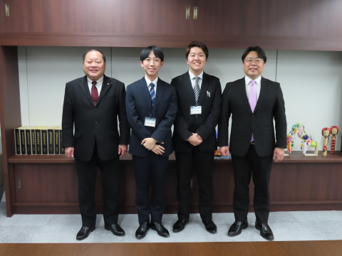 市議会インターンシップの様子